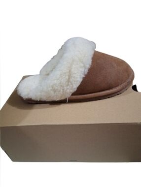 NWB New UGG Women's Scuffette II Slipper in the color Espresso size 7.